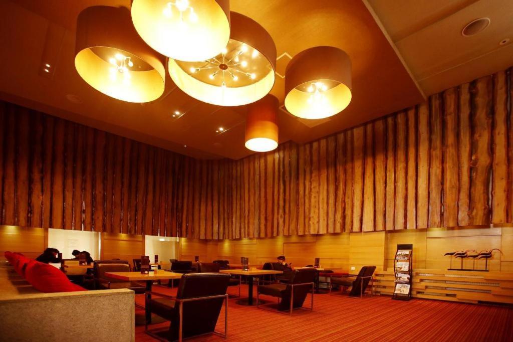 The Corporate Hotel And Convention Centre Ulaanbaatar Bagian luar foto
